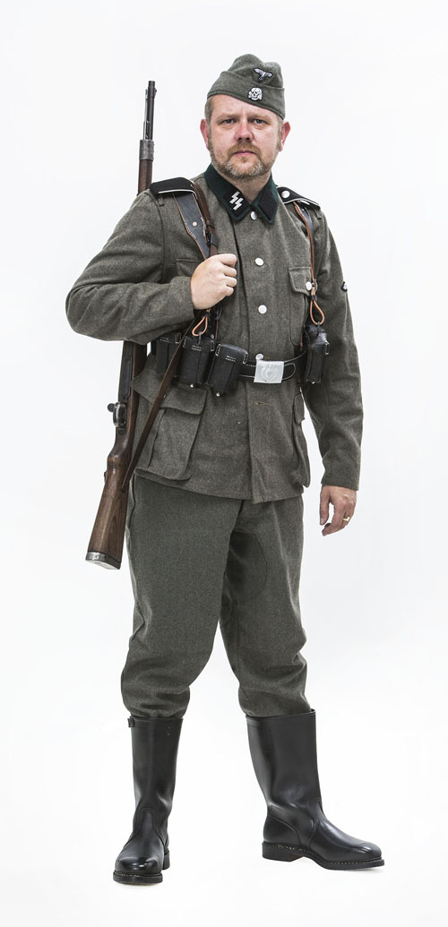WW2 German SS Guard Uniform